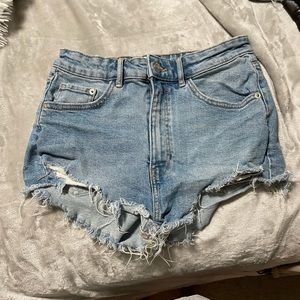 Zara jean shorts 38 or size 6